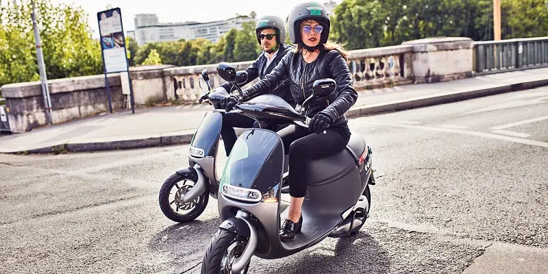 Quel document pour assurer un scooter 50cc