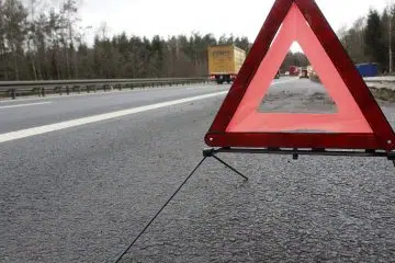 Comment réagir en cas de panne d'un poids lourd sur l'autoroute ?